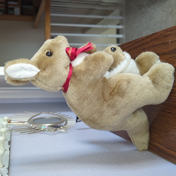 Like New I Love Aus Australia Plush Kangaroo Baby Joey Koala Bear Set - Picture 3 of 7